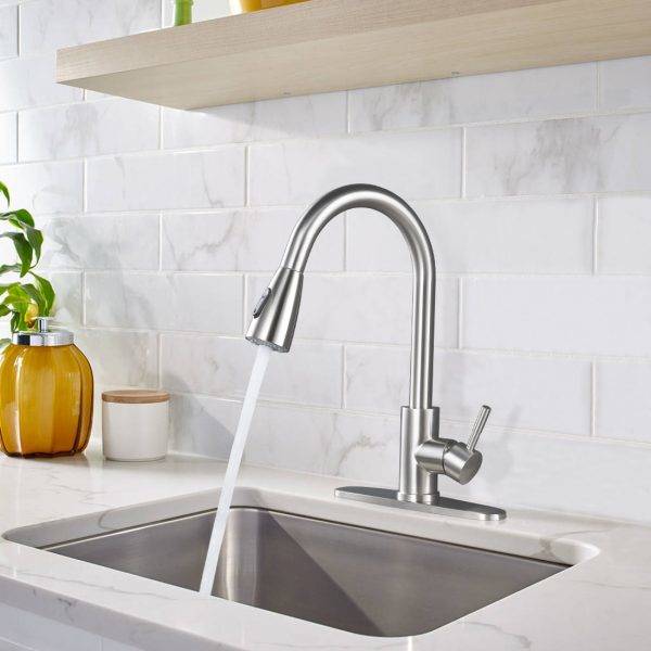how to choose a kitchen faucet