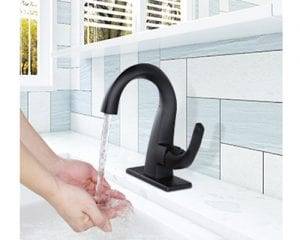 How to clean the bathroom faucet