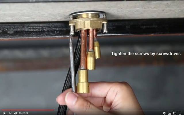 So installieren Sie Küchenarmatur mit Pull-Down-Sprühgerät 23 d838a5dccad9d138