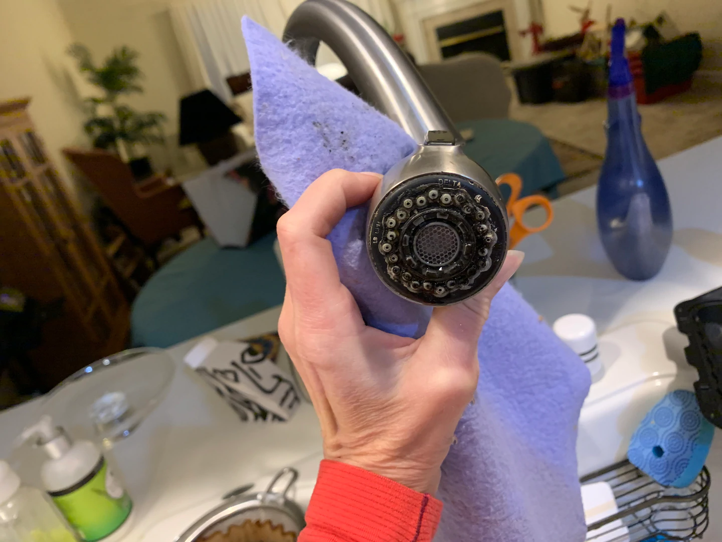 Black grit on the faucet is not necessarily a problem Black grit on the faucet is not necessarily a problem