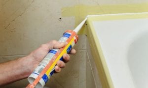 Here’s how to caulk around bathroom and kitchen fixtures Here’s how to caulk around bathroom and kitchen fixtures