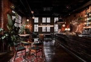 The old warehouse explosion of the last century converted into a tavern, drinking is not wine, but the sediment of history The old warehouse explosion of the last century converted into a tavern, drinking is not wine, but the sediment of history