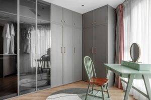 Senior Grey, Avocado Green And Champagne Pink, A Romantic Space Where Retro And Modern Coexist Senior Grey, Avocado Green And Champagne Pink, A Romantic Space Where Retro And Modern Coexist