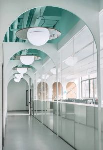 Blue And Arches, Give The Space A Vivid Life丨T1 Design