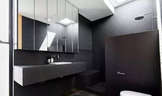 bathroom 6 2