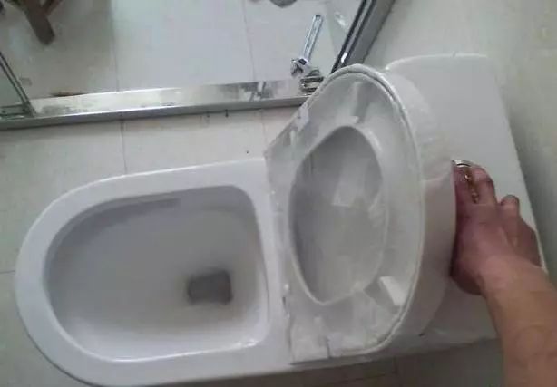 toilet 18