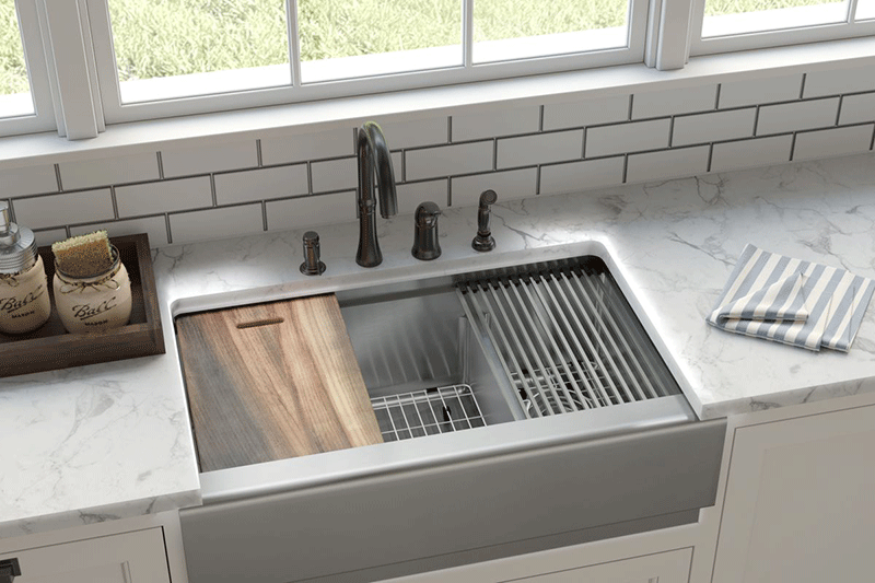 what color faucet goes with stainless steel sink